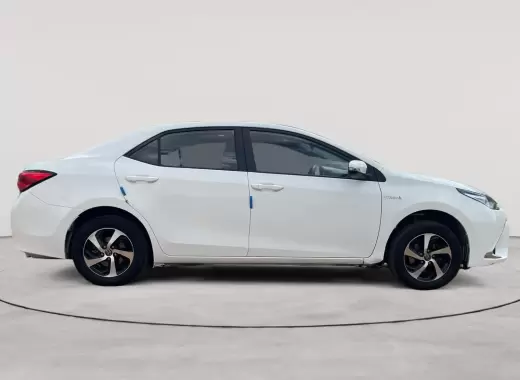 TOYOTA COROLLA 2018